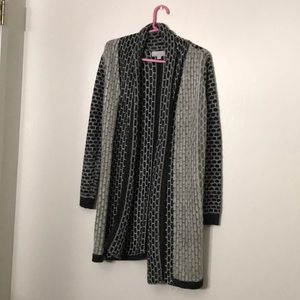 Patterned Flowy Cardigan